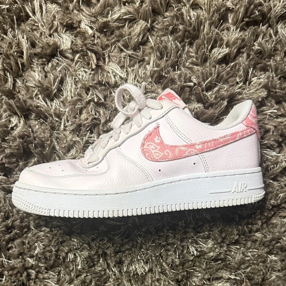 Women’s Nike Air Force 1 Low '07 Paisley Pack Pink